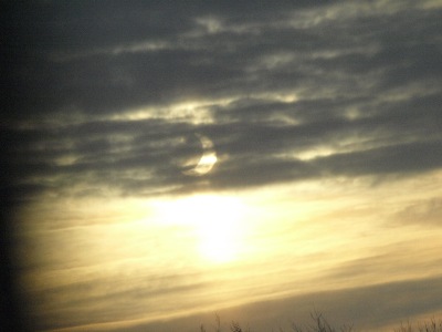 Sofi hinter Wolken