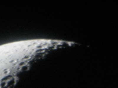 Mondkrater bei 250fachervergösserung